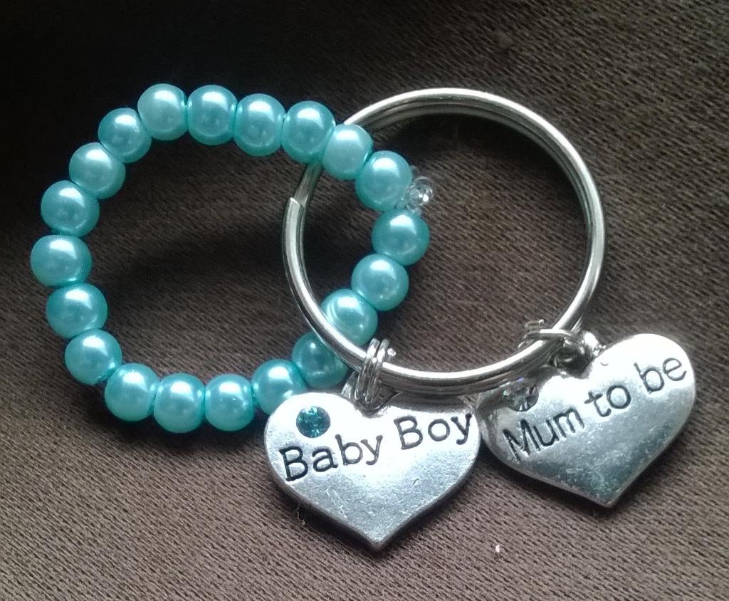 Loopylou2024's tweet image. #teamblue #babyboy keyrings &amp;amp; bracelets #mumsinbizhour #babyshoweridea #queenof