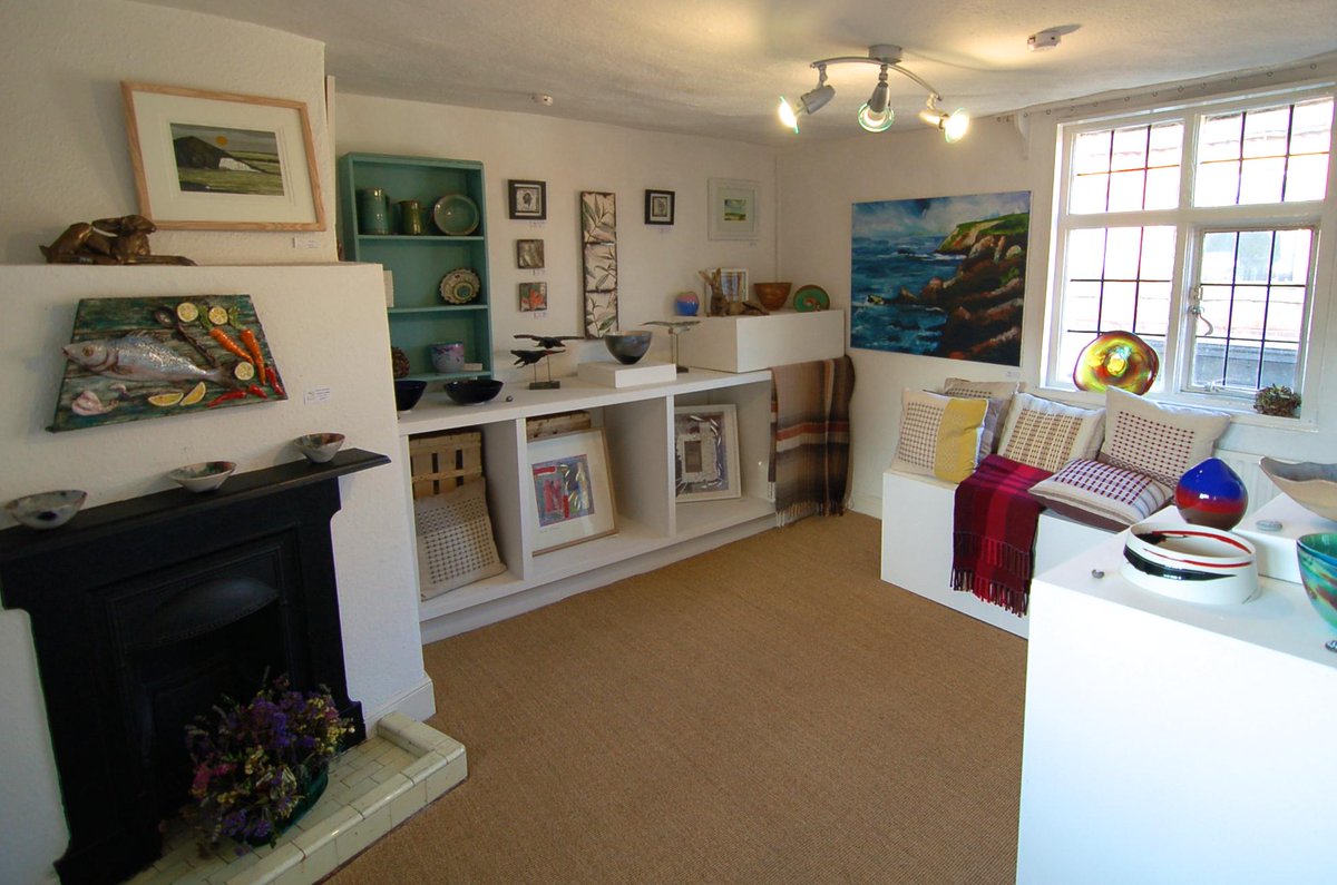 GoldenHareArt's tweet photo. #Handmadehour Art and craft Gallery in Bedfordshire and online http://t.co/90XeSES6ET #RT http://t.co/JtJfr47Gcg