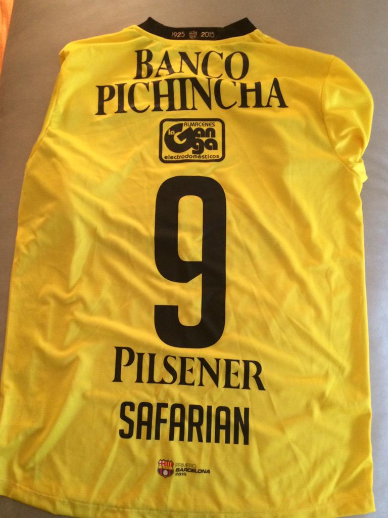 waltersafarian's tweet photo. Gracias @LuigiMB http://t.co/TwMY7r1GSz