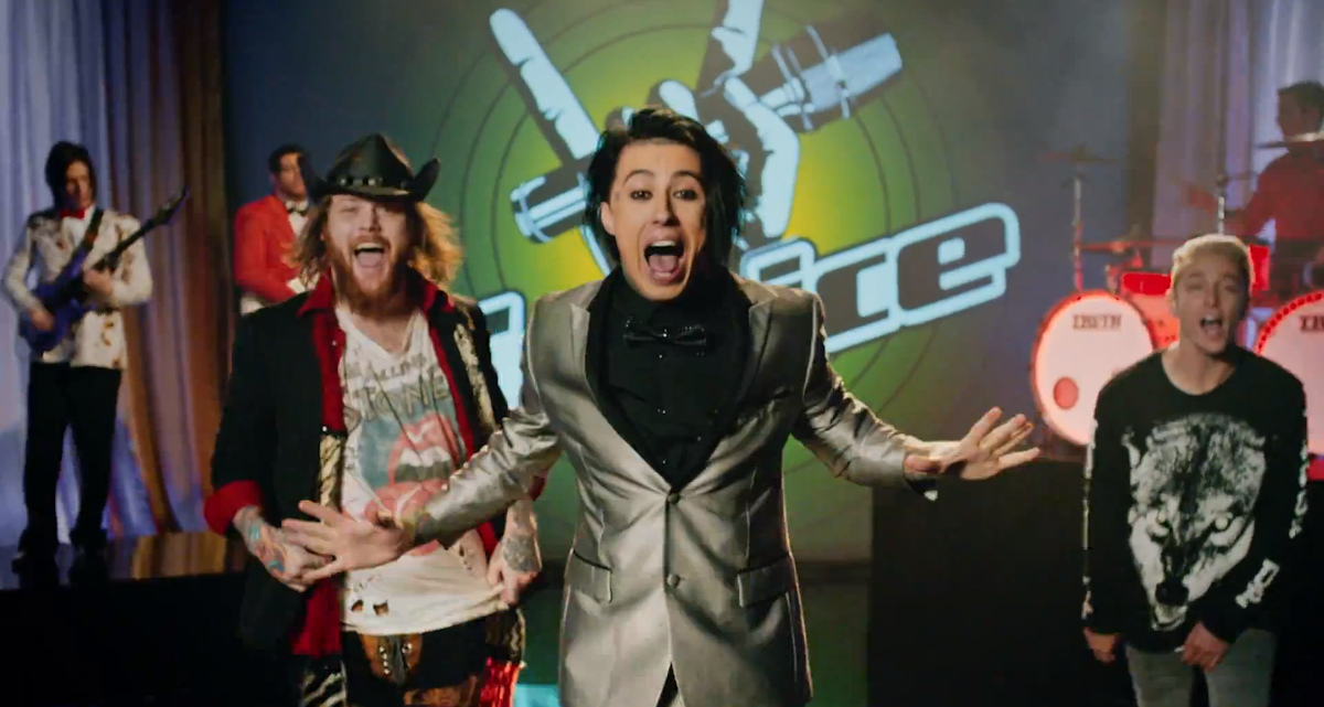 Falling in Reverse Premiere New Music Video, “Just Like You