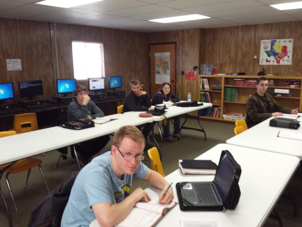 WoodsonISD's tweet photo. Woodson ISD's soon to be millionaires. Seniors learning from Dave Ramsey. #WISDchat http://t.co/xIPQVggHGm