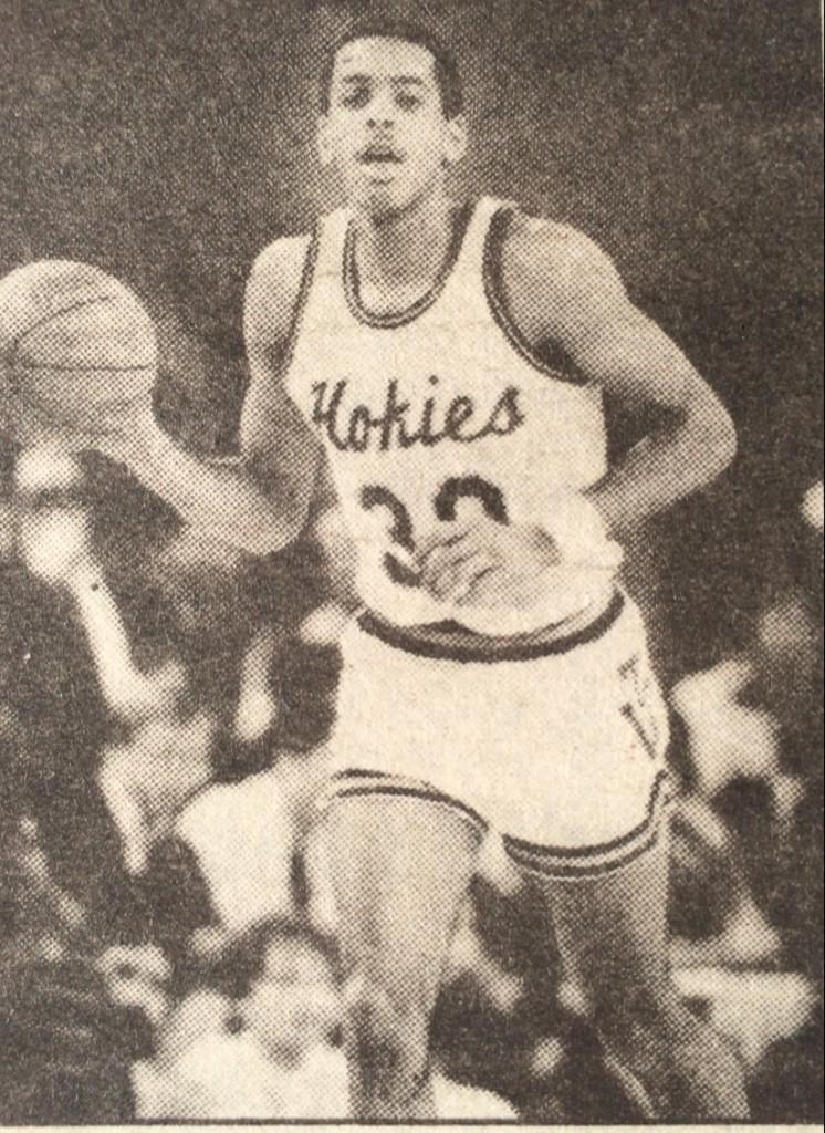 darrenrovell's tweet photo. Throwback Thursday: Story on @StephenCurry30's dad, Dell, 29 years ago http://t.co/STBa4RqQMH