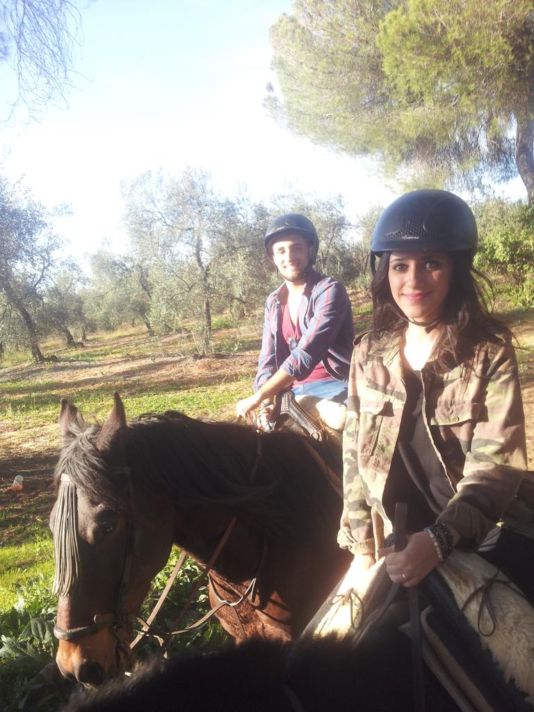 CEntrepinares's tweet photo. Una tarde estupenda con @JorgeRbb @RecheNeyra @MariaJiRe @RocioMDixie . http://t.co/uzBvectiim