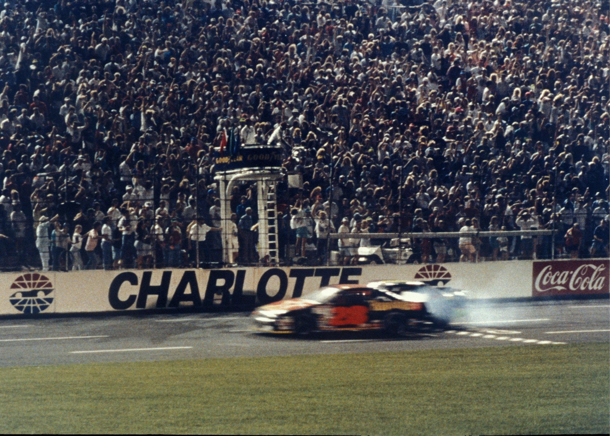 Happy bday, Davey Allison.  Allison was part of one of most memorable finishes in history. What year? 