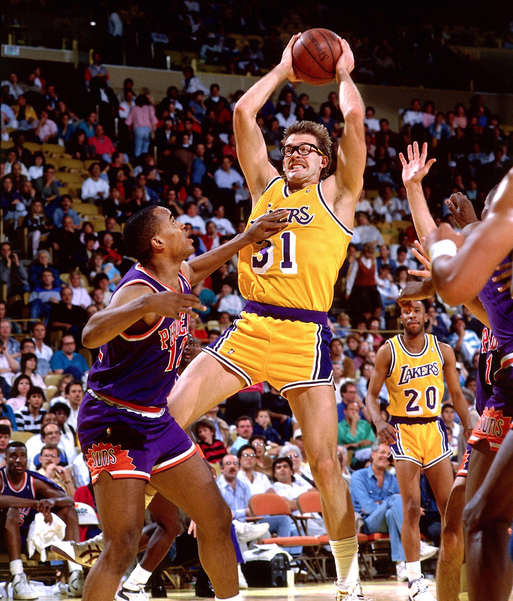 Happy birthday Kurt Rambis !   