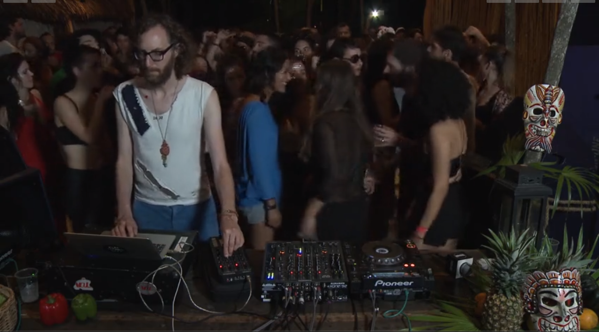 boilerroomtv's tweet photo. Re-watch our Tulum session w/@acidpauli, @delano_smith, reptare, @leo__leal, &amp; @parlamusic. http://t.co/QovxWNTlDZ http://t.co/HHQciuYmbt