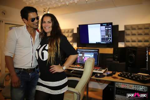 KatiaAveiro's tweet photo. New day with Marcus Machado.
Work work work . #Kizomba single #featring #BrazilVsPortugal #Sucesso.#SpotMusic http://t.co/IXbRGrFQYr