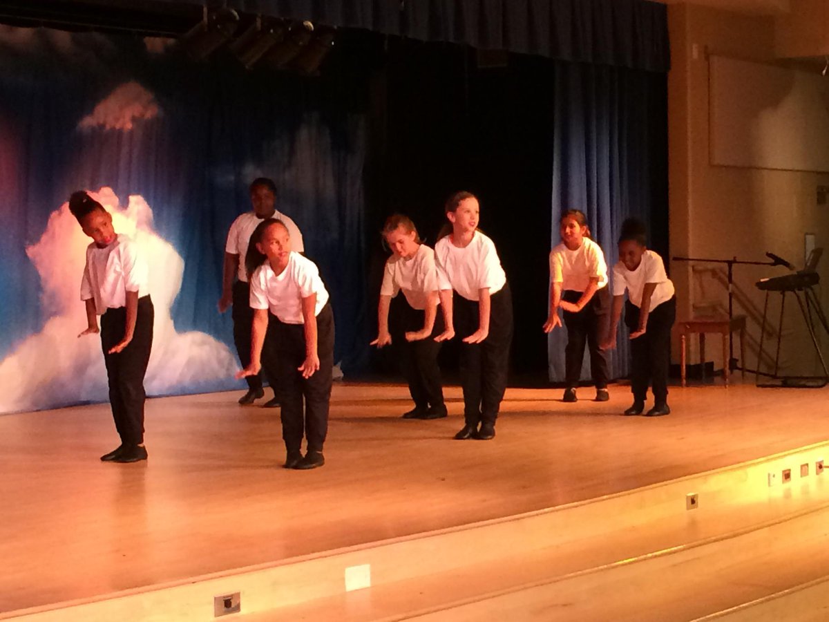 midwayscps's tweet image. In honor of Black History Month, we had a performance called &quot;From Slavery to Bravery&quot; #midwayarts #BlackHistoryMonth