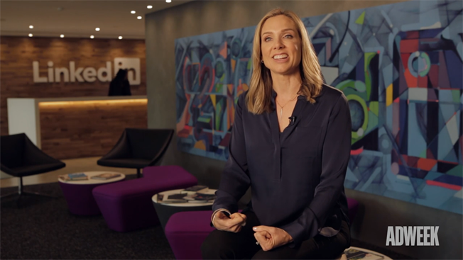 10 simple ways to make your <a href="/LinkedIn/">LinkedIn</a> profile stand out: adweek.it/1MRrr7v