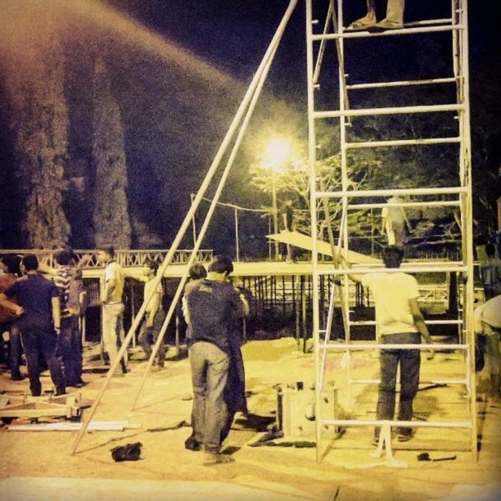 gechappenings's tweet photo. The making of Pheonix!
From the flames of our past we rise.
#happenings2015 #EngicosRule http://t.co/s8Syn9h4Tb