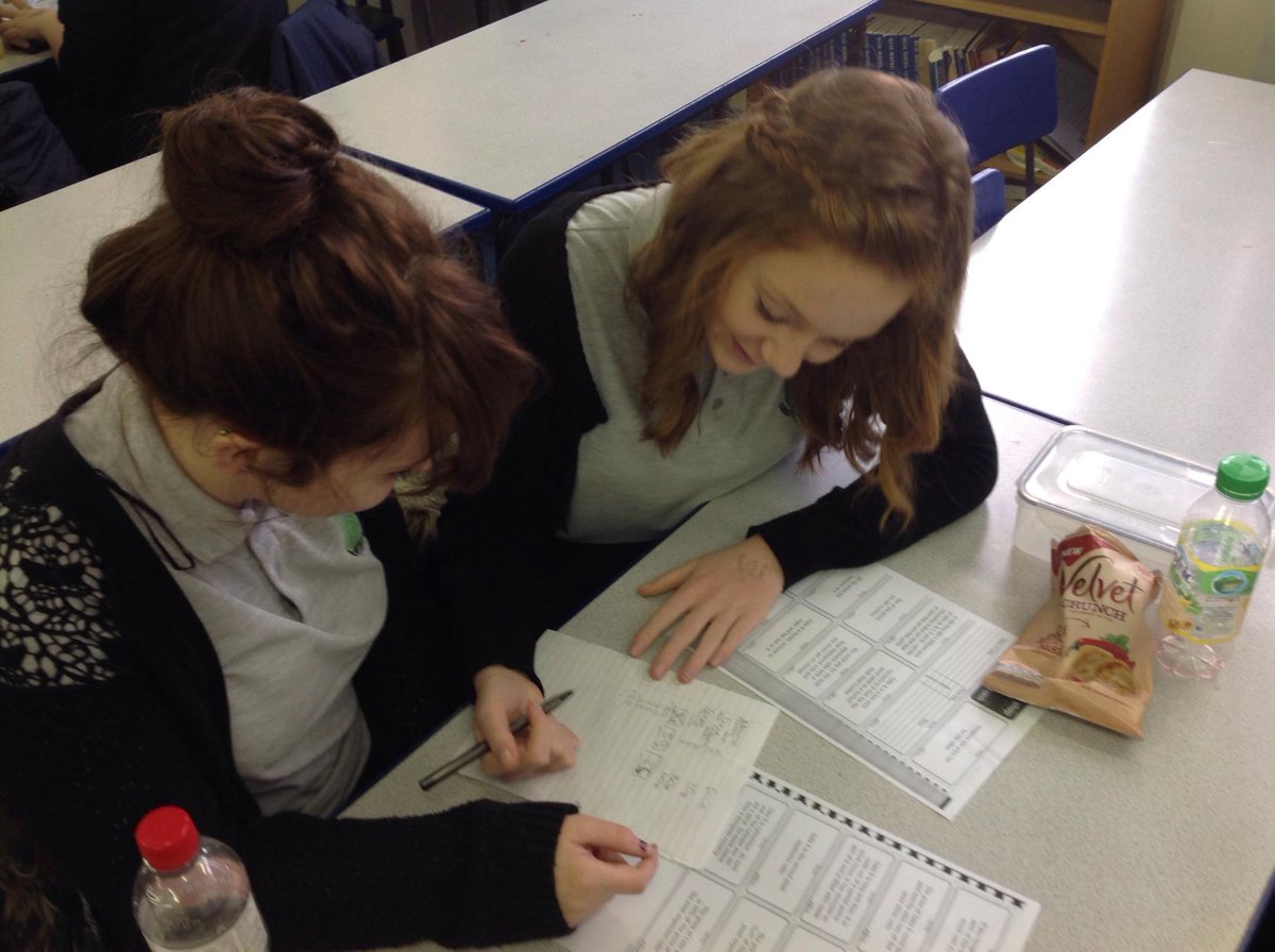 penydremaths's tweet photo. Today Year 7 and Year 10 pupils were getting involved in Ms Budding's mentoring scheme! http://t.co/uEGB9AP4Ow
