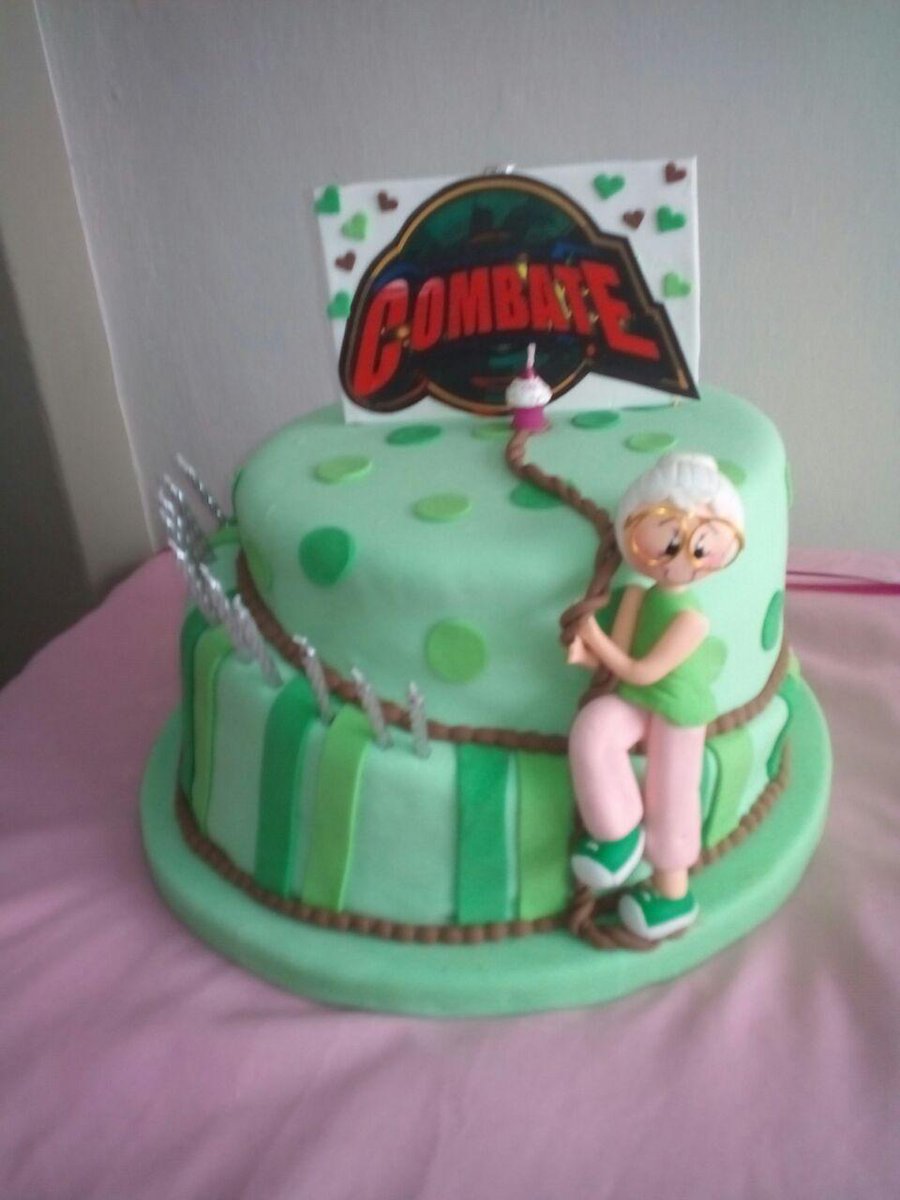 nefetitis27's tweet photo. ¨Fue una sorpresa que el tema sea de combate y que ella sea la combatiente principal http://t.co/CvLUN5sHLB