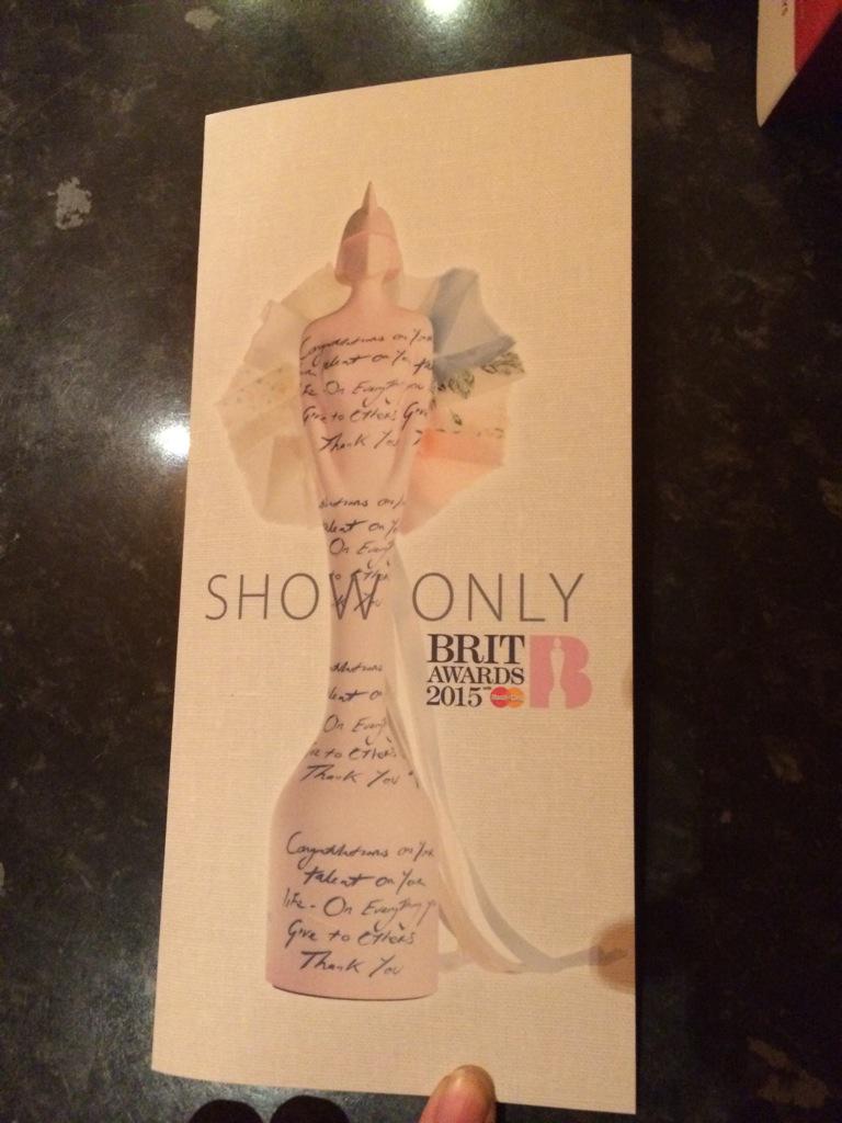 Soooo excited for #TheBritAwards tonight with <a href="/Lukemwilliams23/">Luke Williams</a> <a href="/TheO2/">The O2</a> 💃❤️👫🍷