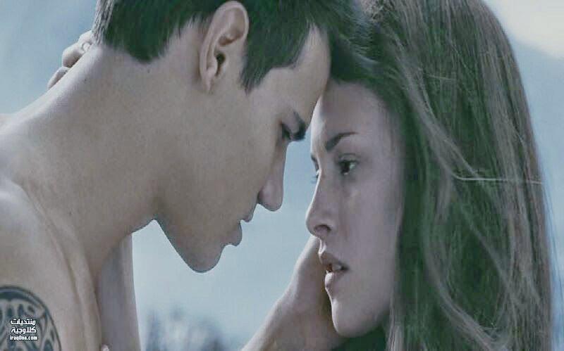 ayed123428's tweet image. والعين تُرسل عِشقها قبل الشِفاه إلى البَشر ..