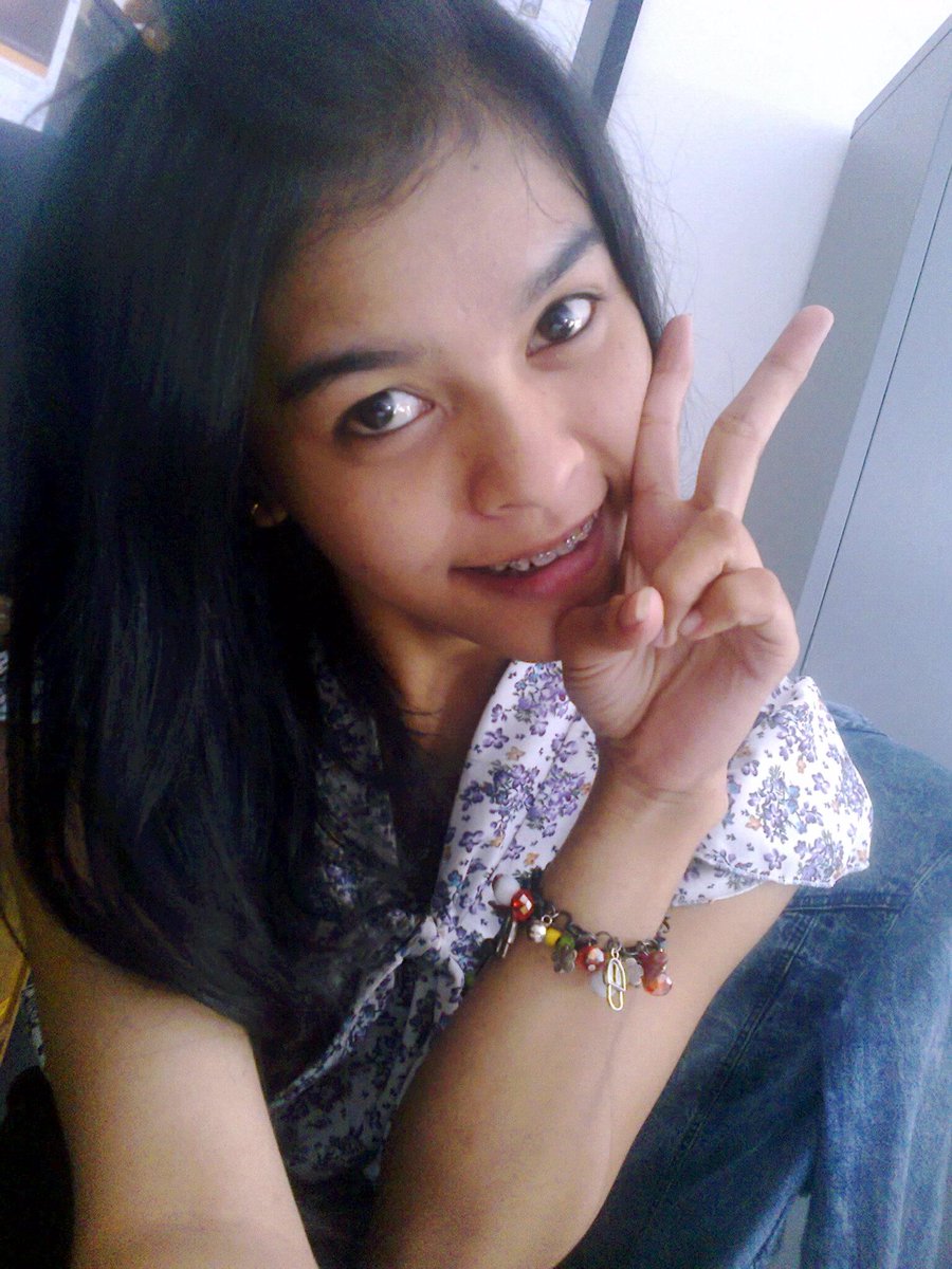 NunnaWIN's tweet photo. Semangatt pagiikk :D http://t.co/BTMOEGdMeg