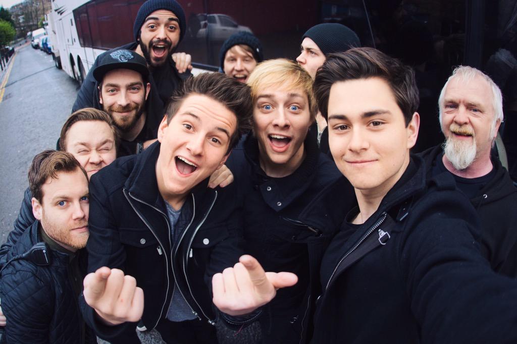 beforeyouexit tweet picture