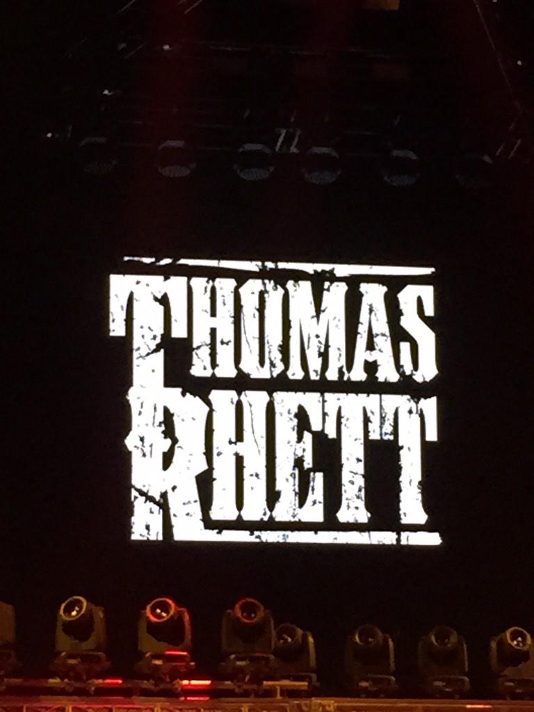 colseycole's tweet photo. Loving @ThomasRhett @TheGarden with @Scott_Wilson65 !!!! #DateNightPt2 #msg #thomasrhett #fgl http://t.co/59hRQ7XV9k