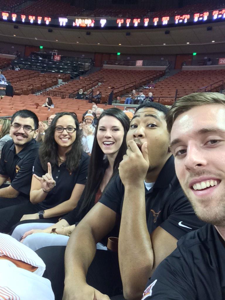 travisguebert's tweet photo. Texas managers looking good in black #longhorns http://t.co/CyeNIPZbkW