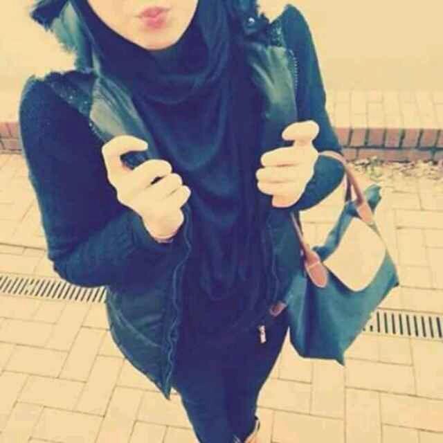 entsar642's tweet photo. اناقتي شي وشخصيتي شي اخر http://t.co/aKw5iUs9Xs