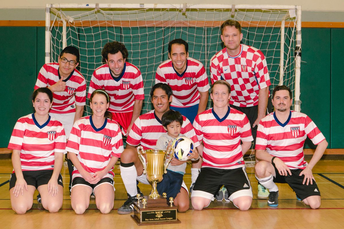 bayareasoccer's tweet photo. @bayareasoccer #bayareasoccer #baasl 1st Place Futsal! Bay Area Adult Soccer League @Berkeley @oakland @orinda http://t.co/YrCGuQUCOC