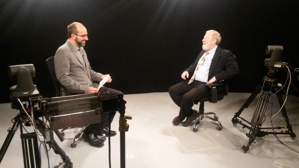 IPP_EcuadorRC's tweet photo. Ahora @WilliamKBlack expositor intermacional del #ForoIPP participa en entrevista con @telesurenglish. http://t.co/xjVbpXZxue