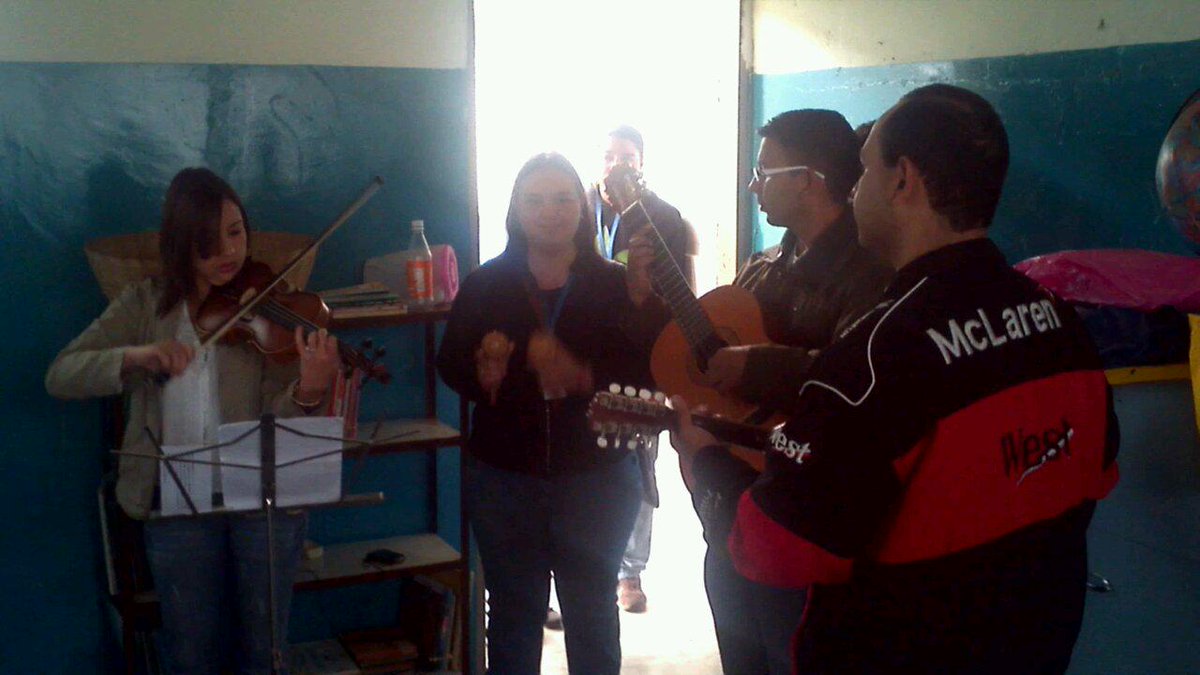 #ElSistemaCumple40 Mario Bastidas en U.E América Fernández de Leoni