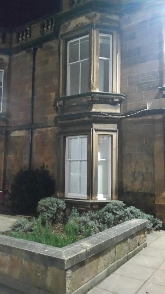 STBProjectServ's tweet image. Sash and case window repairs we can savd thousands by acting now.07964529982