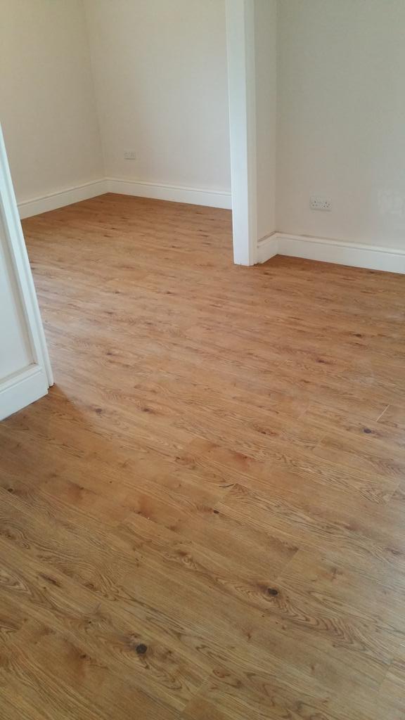 cescarpets's tweet photo. #flooringinstallation #flooring with @FBallUK #stopgap300 floor prep http://t.co/kmymrsG2pw