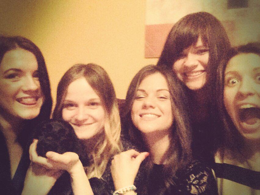 Miniishe's tweet photo. girl power @Zhu_zhuuu , @aainet , @kristnette , @monjarito #rinis http://t.co/D05qjnSPk1