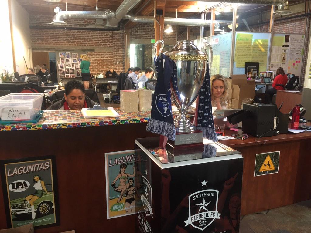 BrookTaylorEV's tweet photo. Meeting with @SacRepublicFC to discuss the future of our city and the @SacramentoDucks. Lots of Ducks on FC staff. http://t.co/0TZMugrmXZ