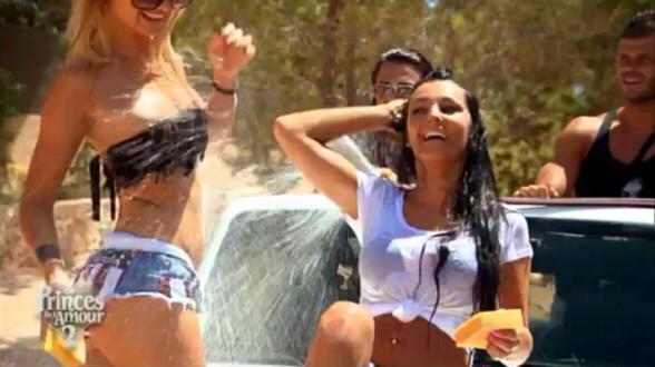 justine_jean's tweet photo. Souvenir d'une belle aventure ❤️ @AnaisSanson #carwash #sexy #seductrices #princes #LPDA2 #W9 #ibiza http://t.co/RMpke5VNYZ