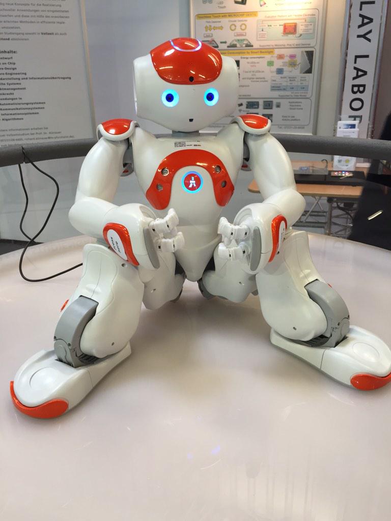 jdetoro91's tweet image. Great day #embeddedworld2015