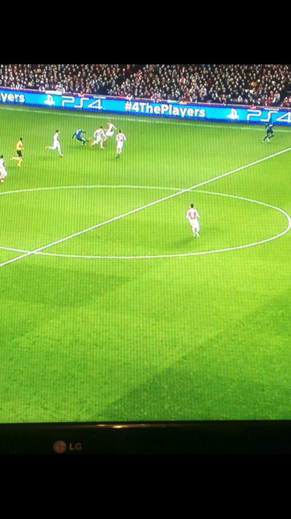 View image on Twitter