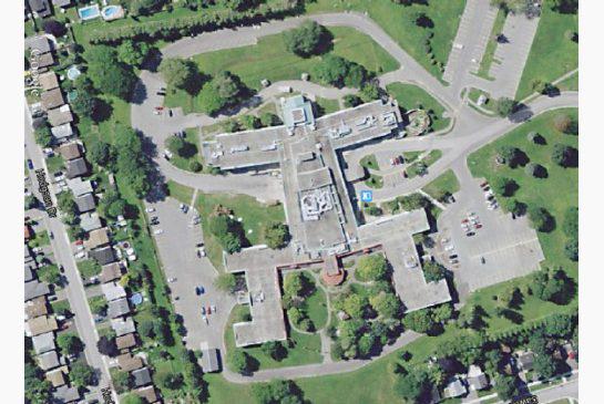 TorontoStar's tweet image. Newmarket health facility bares all in Google image 
on.thestar.com/1DWO7AP
