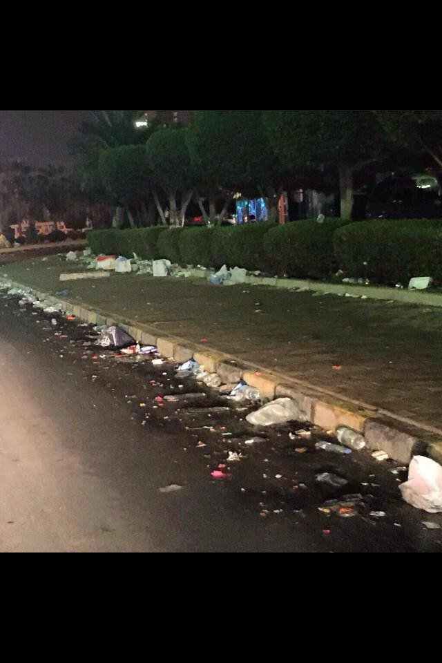 لا تستهويني الإحتفالات الوطنية ومظاهر الفرح المبالغ فيها .. يكفي أن تعبر عن حبك لوطنك بعدم رمي نفاياتك على الأرض ..