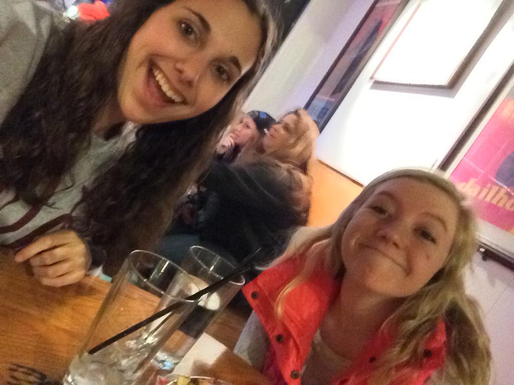 AmandaGitsme's tweet photo. @VTBigEvent great dinner at The Cellar for the profit share!! #advertisingcommittee http://t.co/V7gvyaZ90d