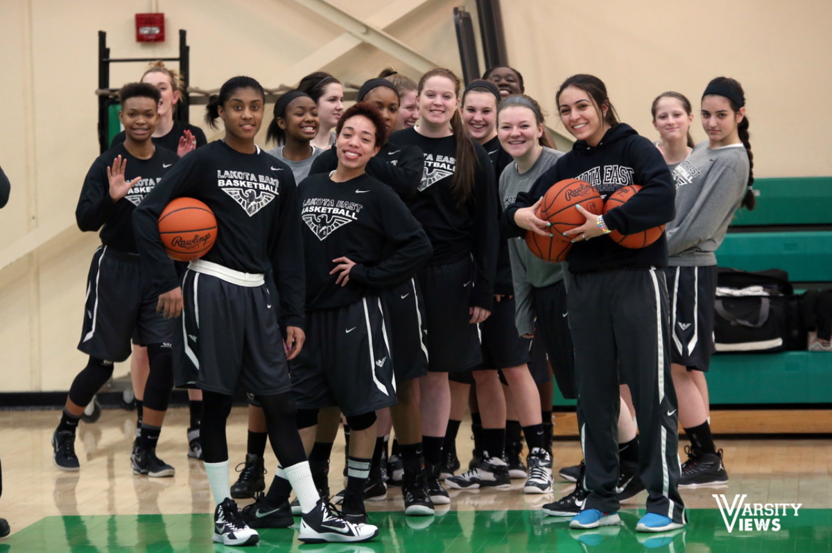 VictoryViewsOH's tweet photo. The Lakota East vs Winton Woods sectional game came down to the final point! Full album: http://t.co/5ywfObNQHP http://t.co/hLEBHPZLdL