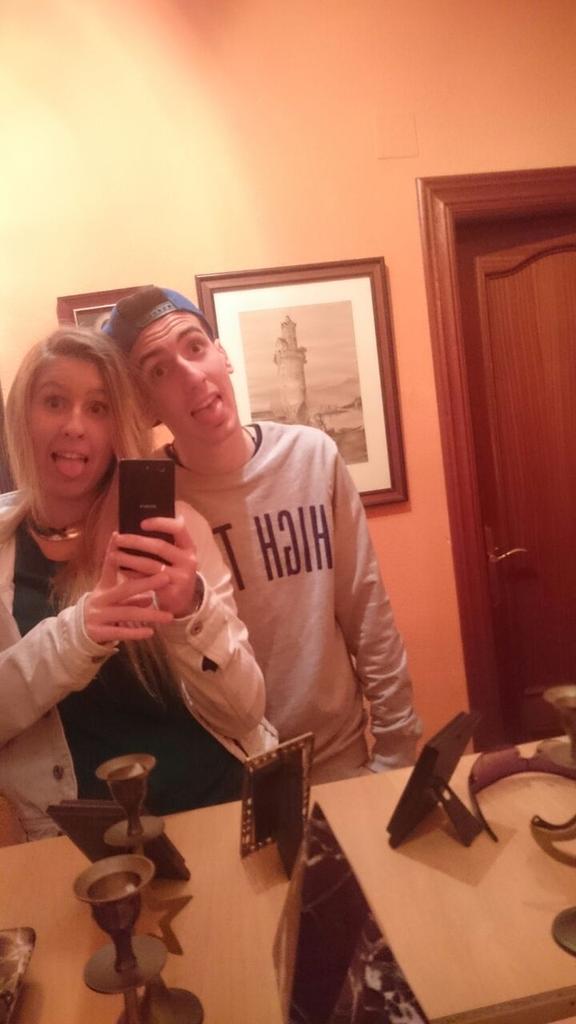 TerryTerribas13's tweet photo. Buenas noches a lo que mas amoooo http://t.co/B4ttyke5AR