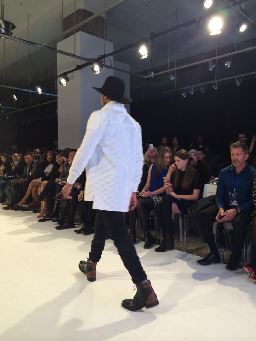 MoVernie's tweet image. Lovin thus white jacket &amp;amp; the shoes @TOM_FW #tomfw15