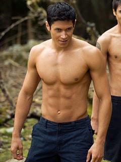 AngryCxnine's tweet photo. Damn, bae is getting more ripped than I am... @Horndog_Seth http://t.co/s1psV07F3P