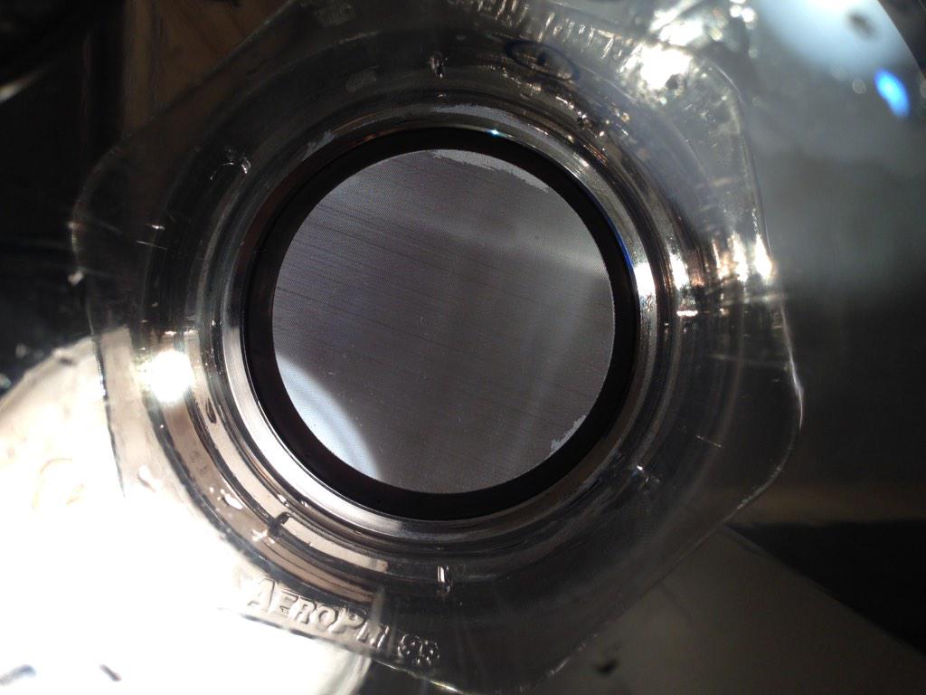 tastiercoffee's tweet image. Having some fun: step into the light. :) #sfilter #aeropress