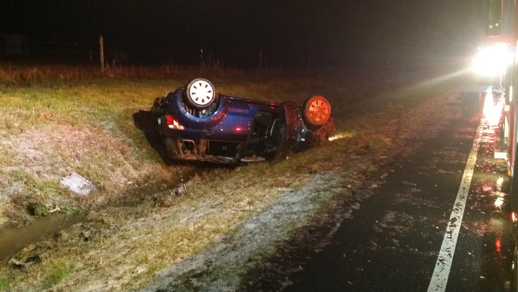 STATIONTHREENC's tweet image. Fairview is working the first 10-50 of the night. Slick roads related, no injuries
