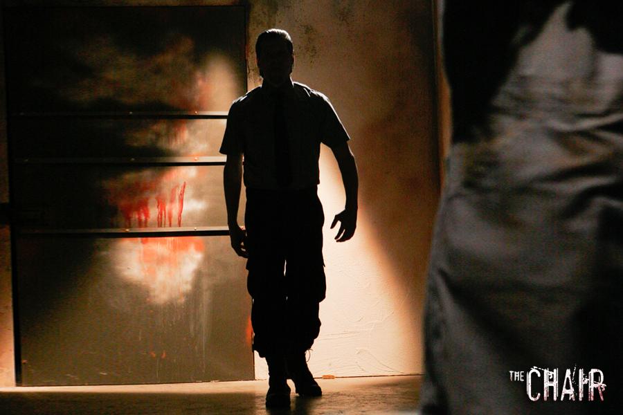 theCHAIRhorror's tweet photo. guard detail on death row
#creepy #productionpic on #theCHAIR
(@KyleDHester as Bowen; photo by D'Andre Ford) http://t.co/ptflY1Eti6