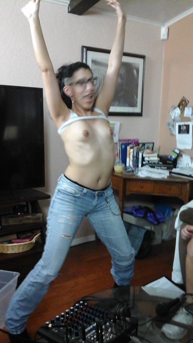 "@KarenSummerxxx: @thegameofsex @KinkyGaga doing 5 naked jumping jacks http://t.co/7VrGtVsR57" Fuck ya<a class="tags" target="_blank" title="On Twitter" href="/?out=eyJ0eXAiOiJKV1QiLCJhbGciOiJIUzUxMiJ9.eyJpYXQiOjE3MjI3MzE2OTUsImlzcyI6InR3cG9ybnN0YXJzLmNvbSIsIm5iZiI6MTcyMjczMTY5NSwiZXhwIjoxNzU0MjY3Njk1LCJyZWRpcmVjdF91cmwiOiJodHRwczovL3R3aXR0ZXIuY29tL0thcmVuU3VtbWVyeHh4In0.myFc_Q9vjTaFwoYUqQC4gXEs0KTNlMkdnRnjuJLXaBADaJe51rg-19M6739AgDa0ljxoQs5PHCfNUNmx96dq4w">@KarenSummerxxx</a><a class="tags" target="_blank" title="On Twitter" href="/?out=eyJ0eXAiOiJKV1QiLCJhbGciOiJIUzUxMiJ9.eyJpYXQiOjE3MjI3MzE2OTUsImlzcyI6InR3cG9ybnN0YXJzLmNvbSIsIm5iZiI6MTcyMjczMTY5NSwiZXhwIjoxNzU0MjY3Njk1LCJyZWRpcmVjdF91cmwiOiJodHRwczovL3R3aXR0ZXIuY29tL3RoZWdhbWVvZnNleCJ9.Ae9FT4APpFxqgRLhDhDZb7yLQnQsJoBIq575iG-LcOli3l-_SaGYoiDWOFE7lp0OOL9B_55UElh8CAPcaH4Meg">@thegameofsex</a><a class="tags" href="/tag/kinkygaga">@kinkygaga</a><a href="/tag/bigbuttlatinas"class="tags"><span>#bigbuttlatinas</span></a>