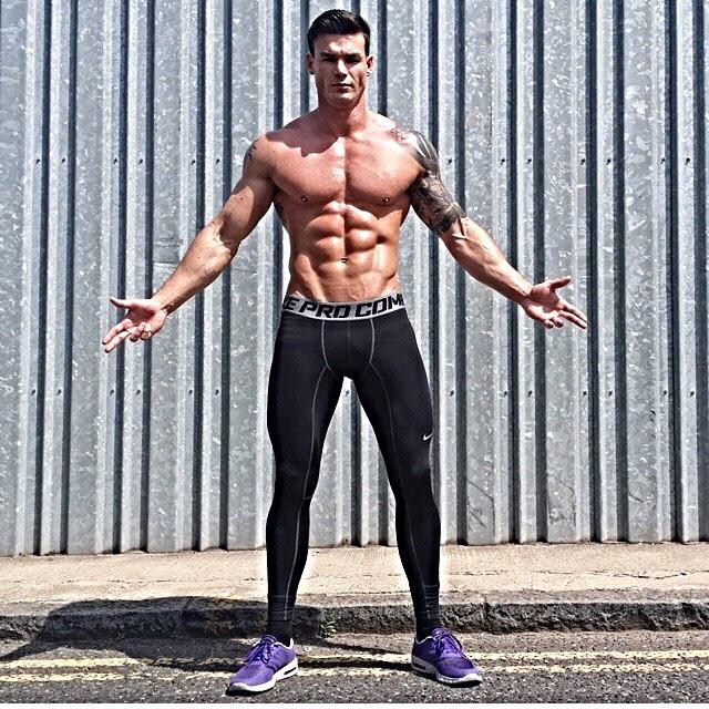 soxandjox's tweet photo. Mmmm lycra http://t.co/vTupioFBM7