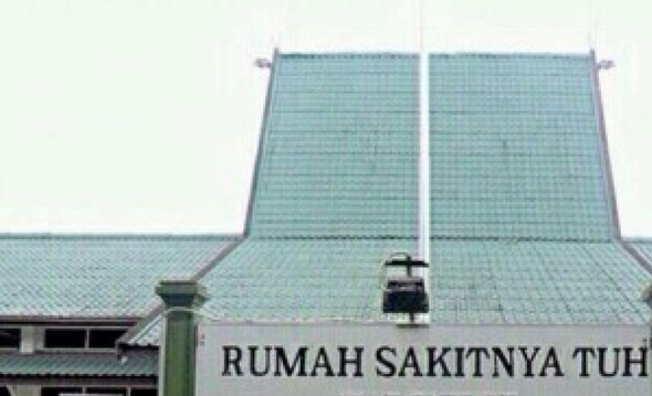 MBDCPics's tweet photo. Dari kemaren banyak yang "Sakitnya di Sini" Nah ini nih rumah sakitnya--> http://t.co/xax9GoB1La http://t.co/AJyasFgpJN