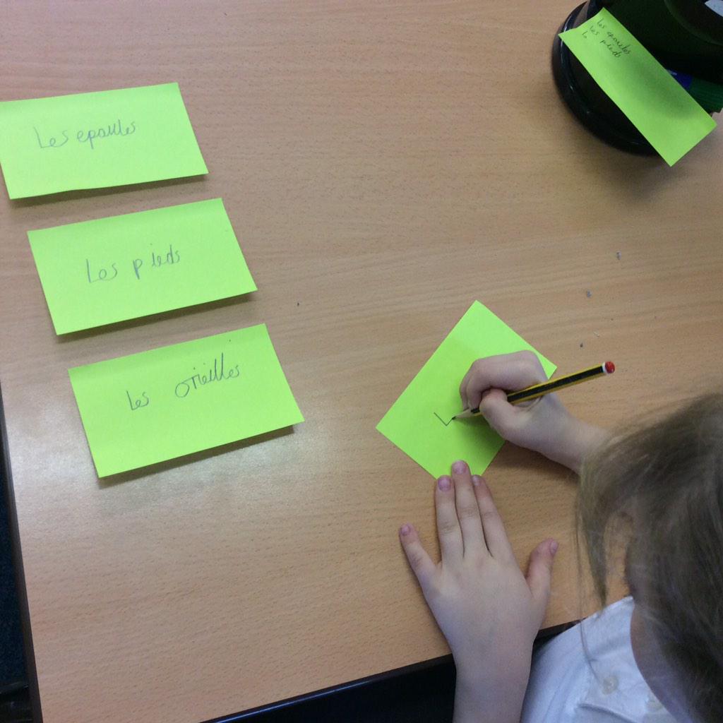 BarntonMrsS's tweet photo. We had fun learning the parts of the body in French! @Barntonhead http://t.co/CAnqBkf0gm