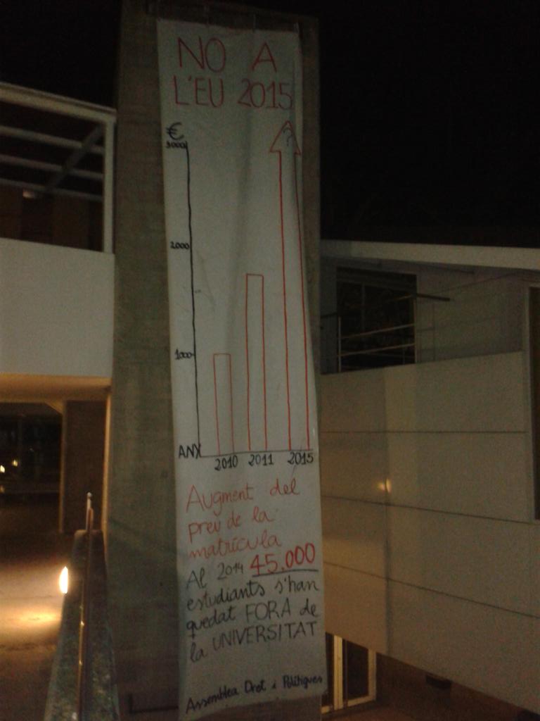 El bon despertar de la facultat! #Vaga26F
