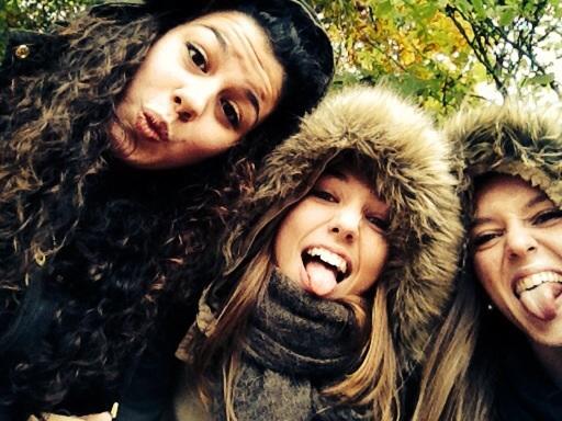 miriammartinsoy's tweet photo. @sr_marta @Irene976 oskmmmm <3 http://t.co/gARW313MtZ