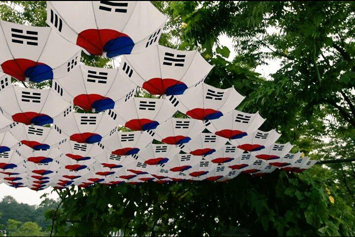 《태극기~아~! 이렇게 아름다울 수가!》
태극기 사랑 새마음포럼 경기본부장 박효서 동지가 보내 온 사진입니다